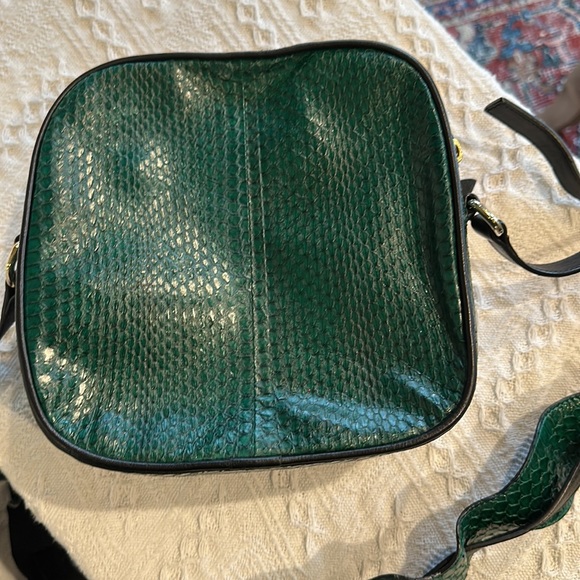 f.e.v. By Francesca E. Versace snakeskin bon bon crossbody bag. - Picture 3 of 9